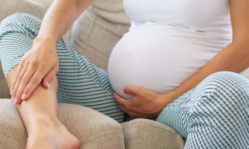 Судороги икроножных мышц у беременных: причины, лечение, профилактика